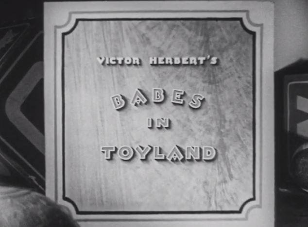 Babes in Toyland 1934 w/ Laurel & Hardy